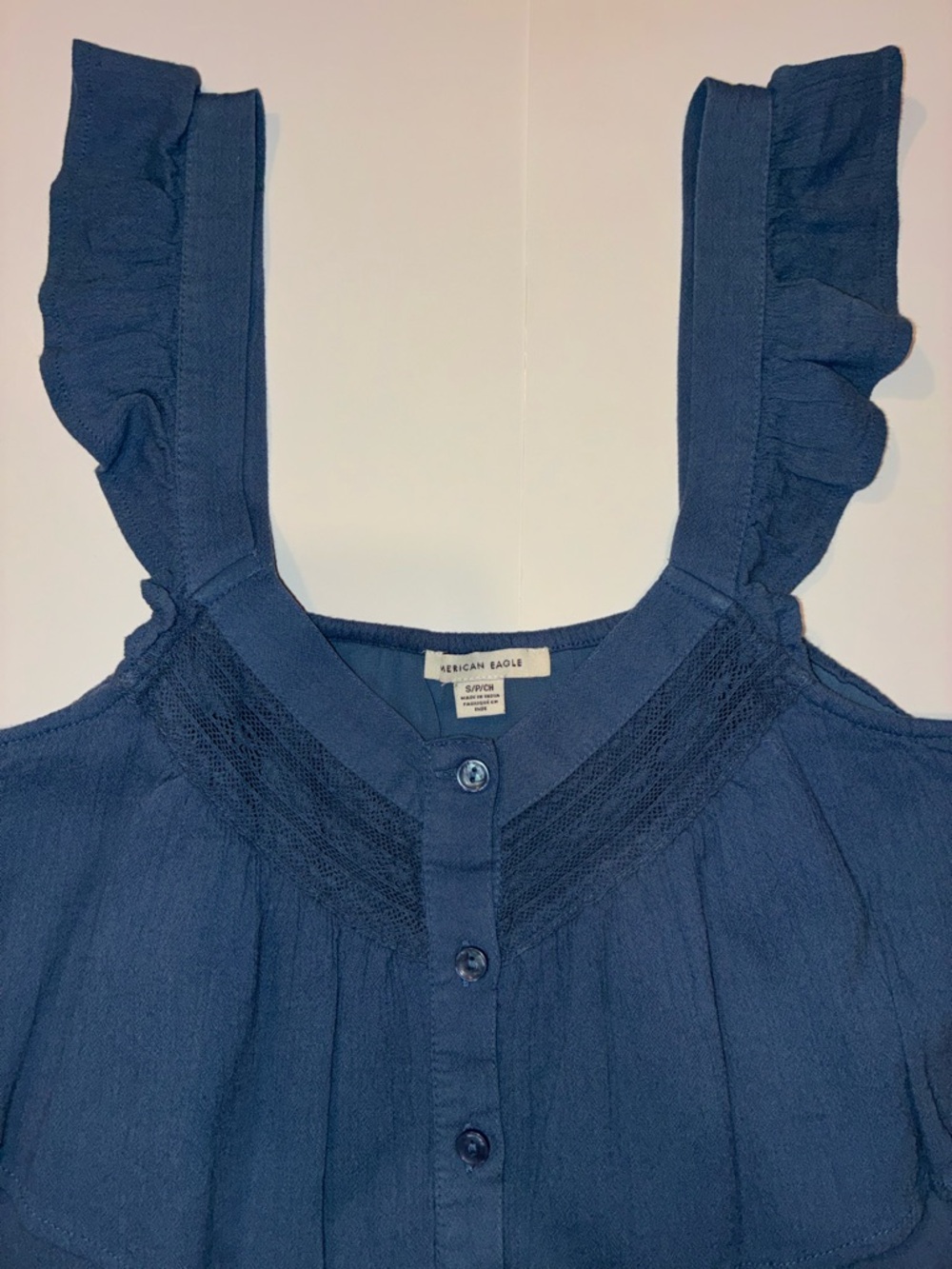 AE - Lace Ruffled Camisole - Picture 4 of 6